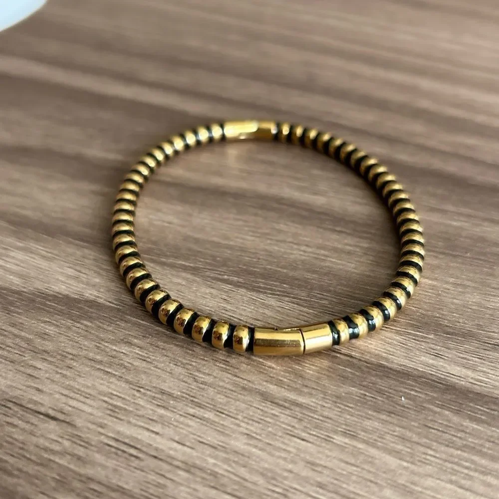 Twist Bracelet Q464 - Picture 3 of 5